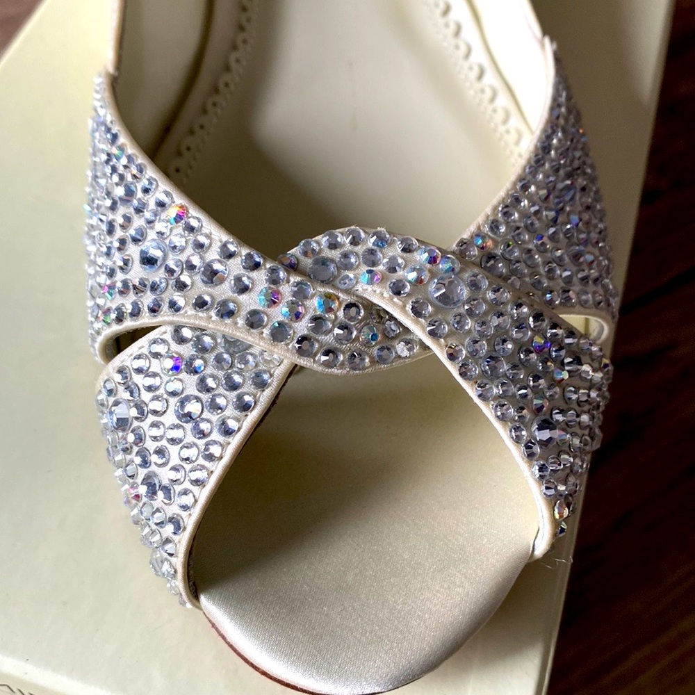 Absolutely beautiful rhinestone and satin flats with a tiny block heel!!